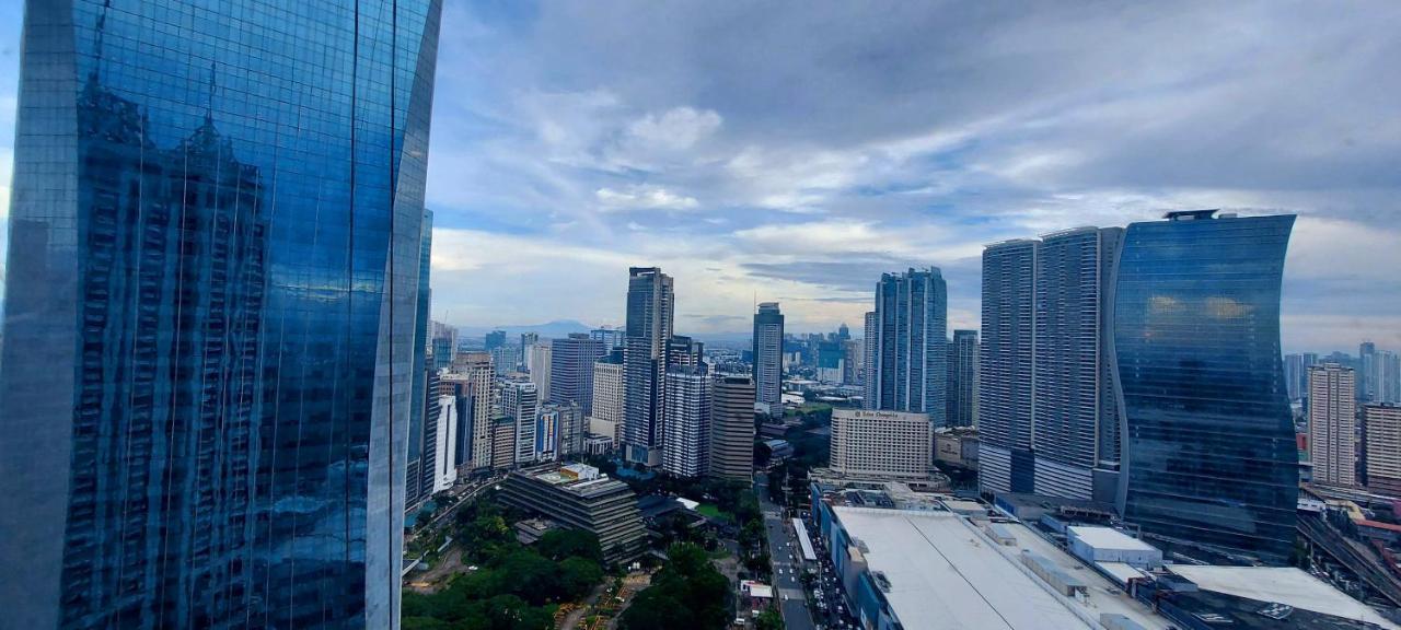 Spacious Studios Mandaluyong Kültér fotó