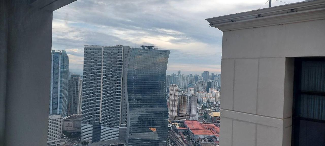 Spacious Studios Mandaluyong Kültér fotó