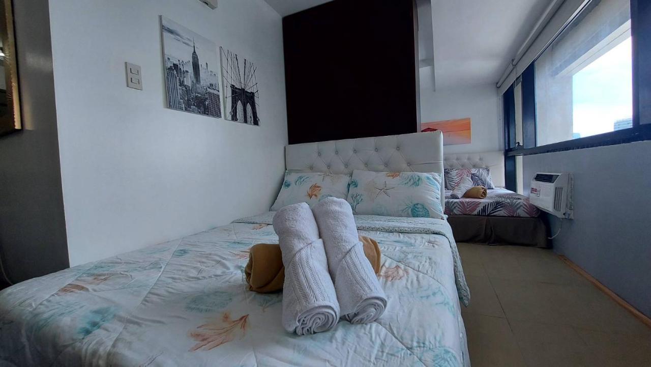 Spacious Studios Mandaluyong Kültér fotó
