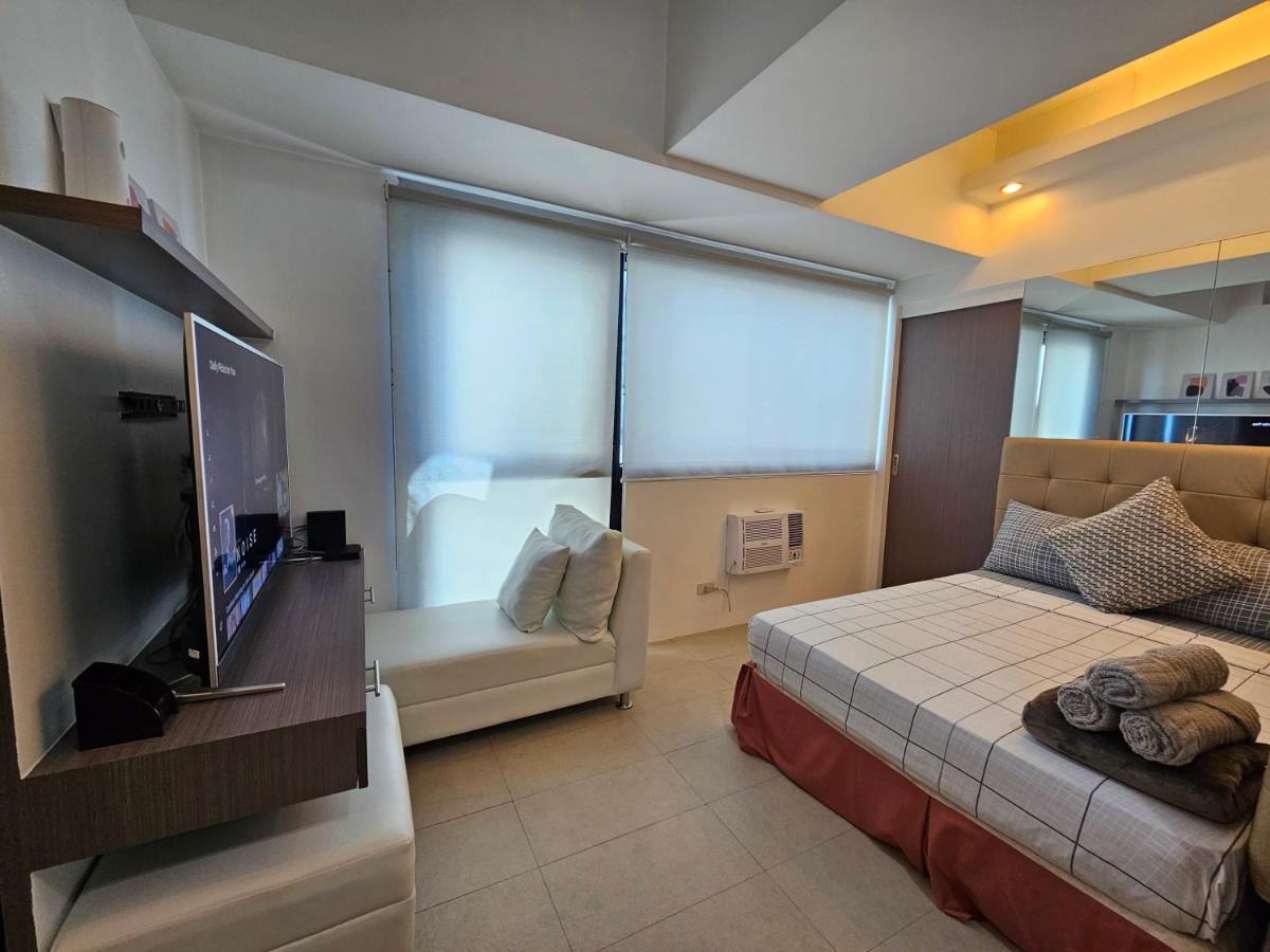 Spacious Studios Mandaluyong Kültér fotó