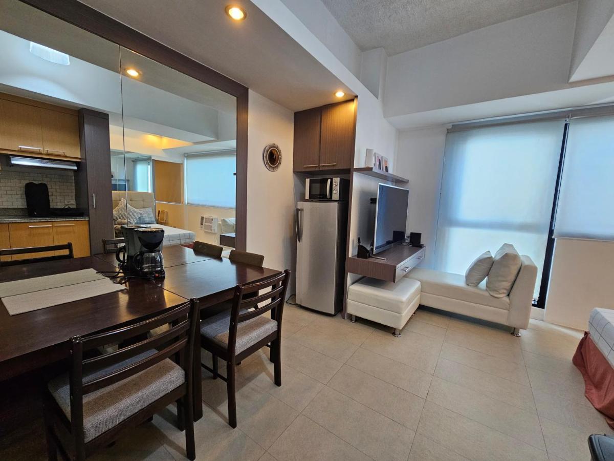 Spacious Studios Mandaluyong Kültér fotó