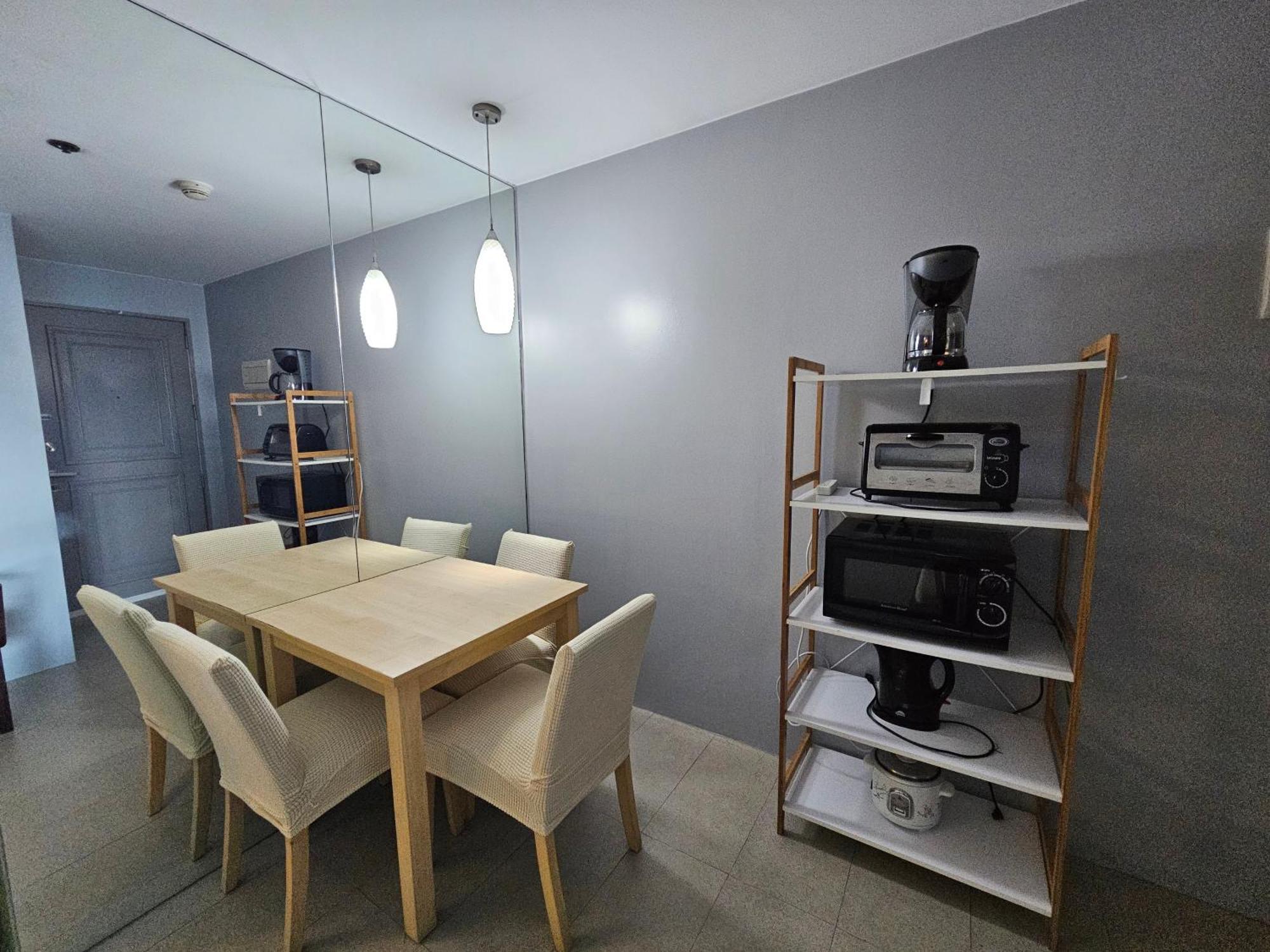 Spacious Studios Mandaluyong Kültér fotó